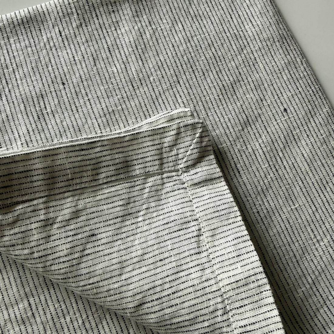 Linen Dinner Napkin - Pencil Stripe